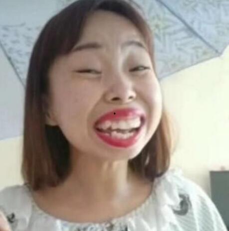 网红王一菲资料,从网络红人到时尚偶像的蜕变之路