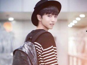 明星照片男明星杨洋,光影中的青春偶像